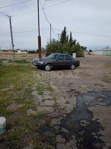 Mercedes E 230 1990, 410,613 km - 2.3 l - Bakı