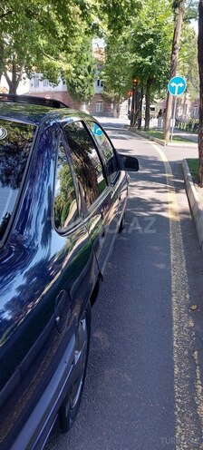 Opel Vectra 1995, 525,545 km - 2.0 l - Qax