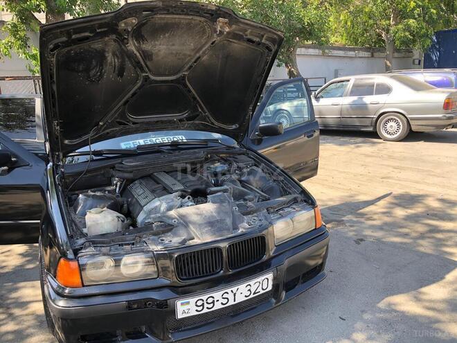 BMW 325 1995, 113,000 km - 2.5 l - Bakı