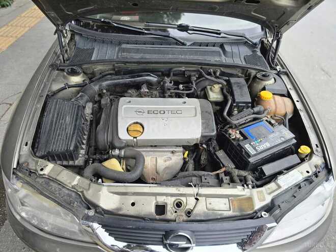 Opel Vectra 1999, 300,000 km - 1.6 l - Bakı