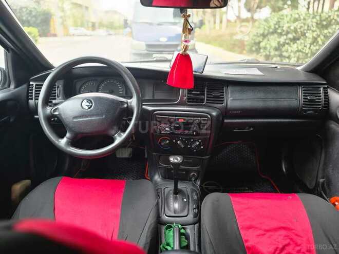 Opel Vectra 1999, 300,000 km - 1.6 l - Bakı