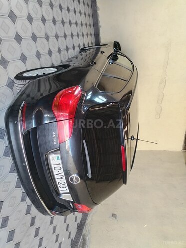 Opel Astra 2015, 215,000 km - 1.4 l - Tovuz