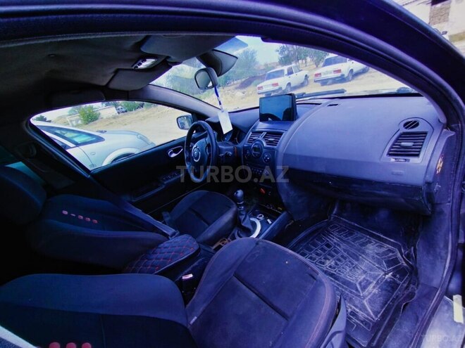 Renault Megane-8