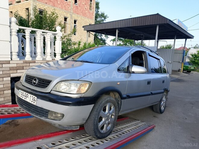 Opel Zafira 1999, 450,000 km - 1.8 л - Qusar