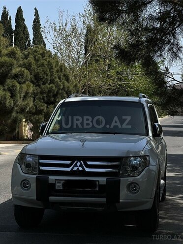 Mitsubishi Pajero 2008, 235,000 km - 3.0 l - Bakı