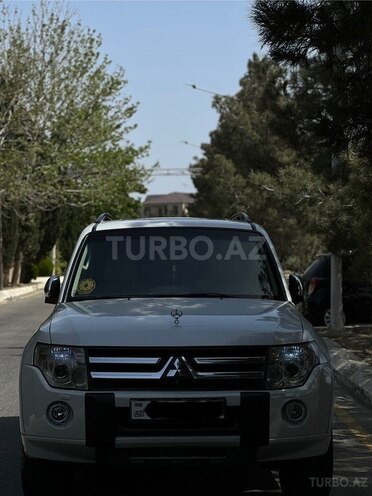 Mitsubishi Pajero 2008, 235,000 km - 3.0 l - Bakı
