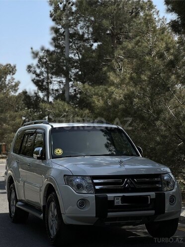Mitsubishi Pajero 2008, 235,000 km - 3.0 l - Bakı