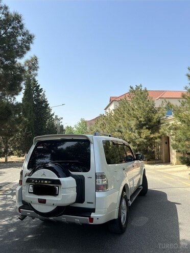 Mitsubishi Pajero 2008, 235,000 km - 3.0 l - Bakı