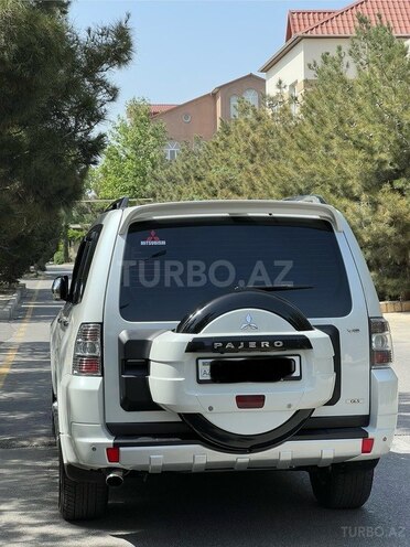 Mitsubishi Pajero 2008, 235,000 km - 3.0 l - Bakı