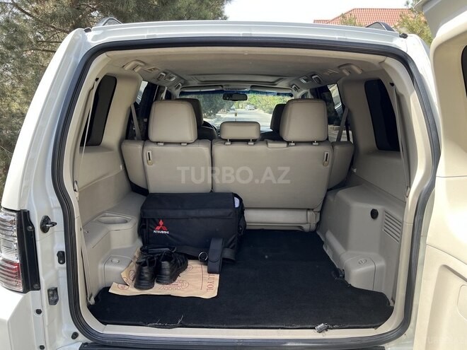 Mitsubishi Pajero 2008, 235,000 km - 3.0 l - Bakı