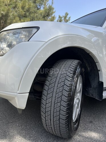 Mitsubishi Pajero 2008, 235,000 km - 3.0 l - Bakı