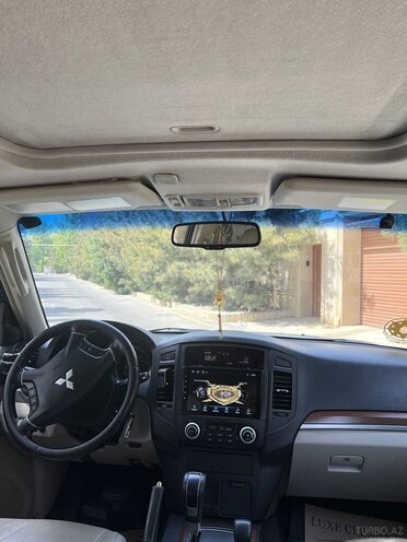 Mitsubishi Pajero 2008, 235,000 km - 3.0 l - Bakı