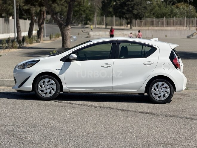 Toyota Aqua 2019, 39,500 km - 1.5 l - Bakı