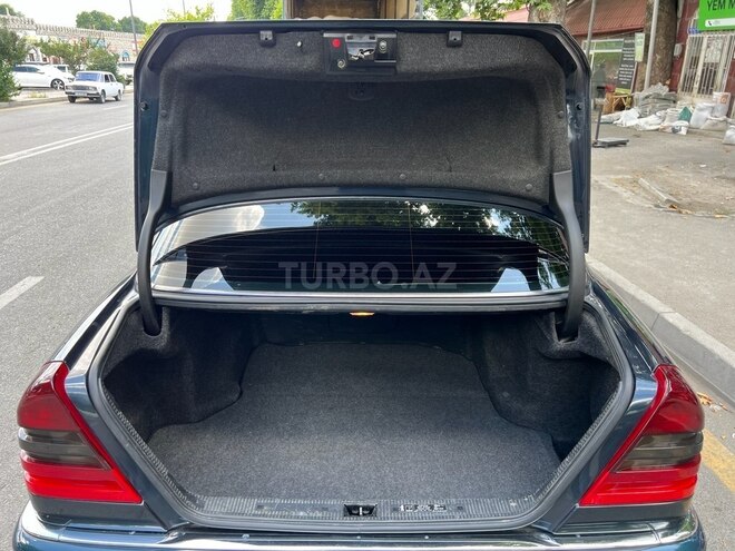 Mercedes C 180 1998, 318,000 km - 1.8 l - İsmayıllı