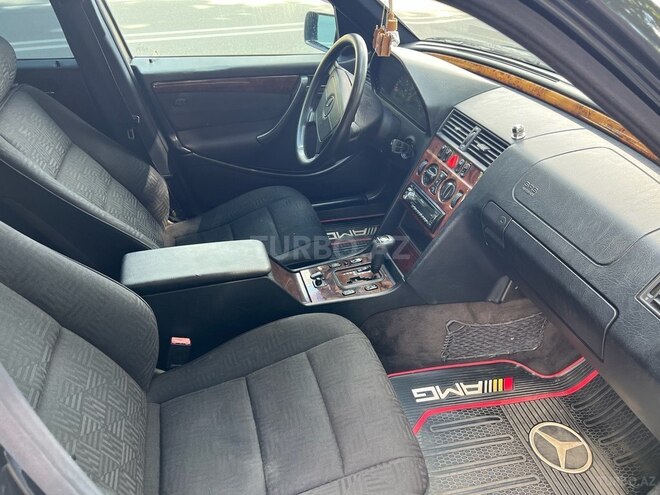 Mercedes C 180 1998, 318,000 km - 1.8 l - İsmayıllı