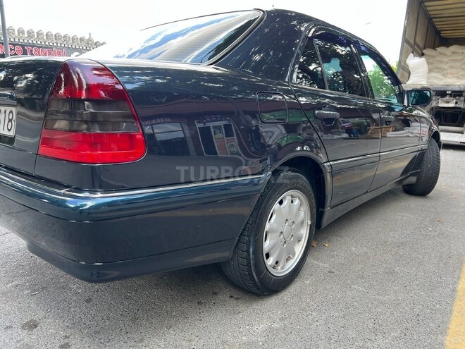 Mercedes C 180 1998, 318,000 km - 1.8 l - İsmayıllı