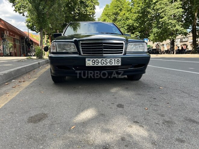 Mercedes C 180 1998, 318,000 km - 1.8 l - İsmayıllı