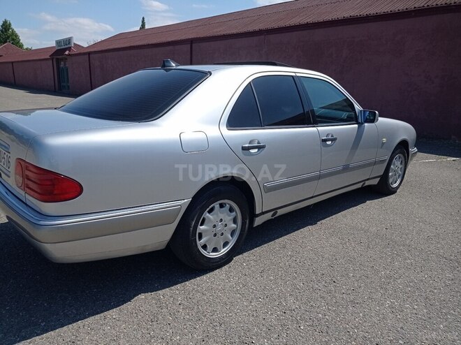 Mercedes E 200 1998, 267,848 km - 2.0 l - Gəncə