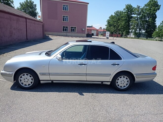 Mercedes E 200 1998, 267,848 km - 2.0 l - Gəncə