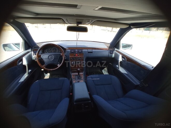Mercedes E 200 1998, 267,848 km - 2.0 l - Gəncə