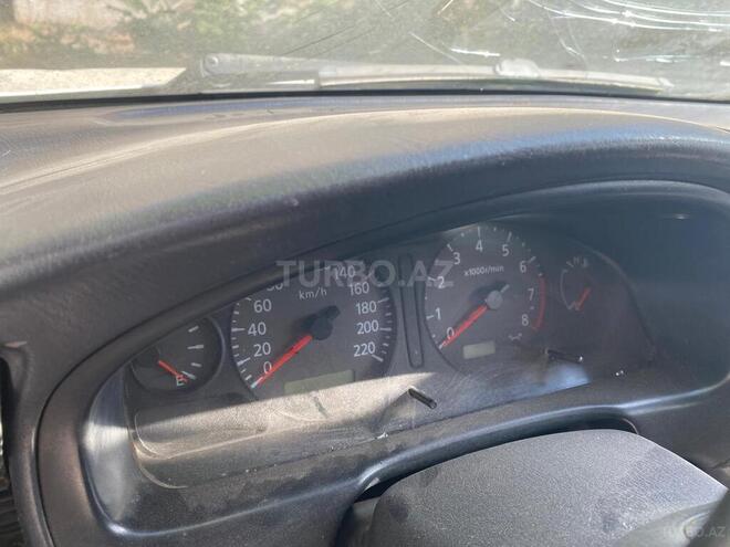 Nissan Sunny 2002, 327,000 km - 1.6 l - Bakı
