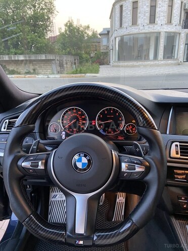 BMW 528 2012, 280,000 km - 2.0 l - Masallı