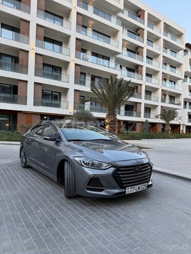 Hyundai Elantra 2018, 131,966 km - 1.6 l - Bakı