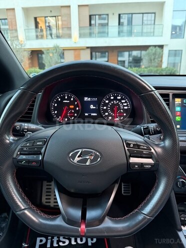 Hyundai Elantra 2018, 131,966 km - 1.6 l - Bakı