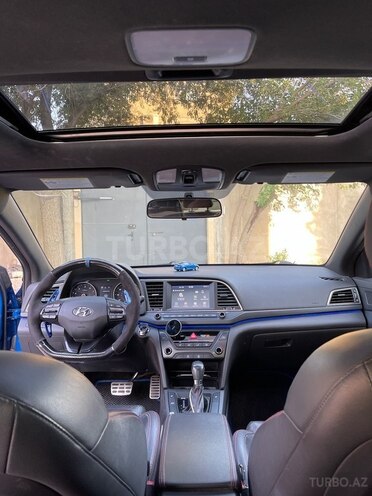 Hyundai Elantra 2018, 172,200 km - 1.6 l - Bakı