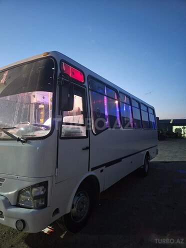 Isuzu NP 37 2010, 500,000 km - 4.4 l - Sumqayıt