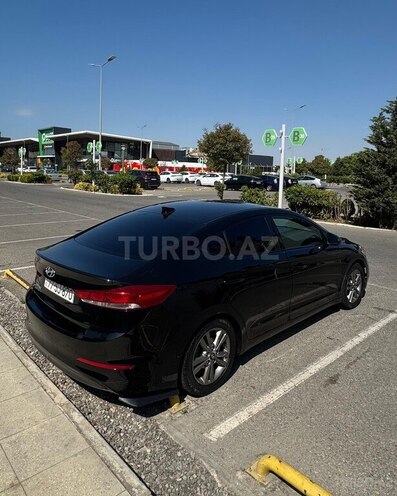 Hyundai Elantra 2018, 157,716 km - 2.0 l - Bakı
