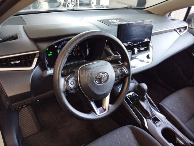Toyota Corolla 2024, 27,300 km - 1.8 л - Bakı
