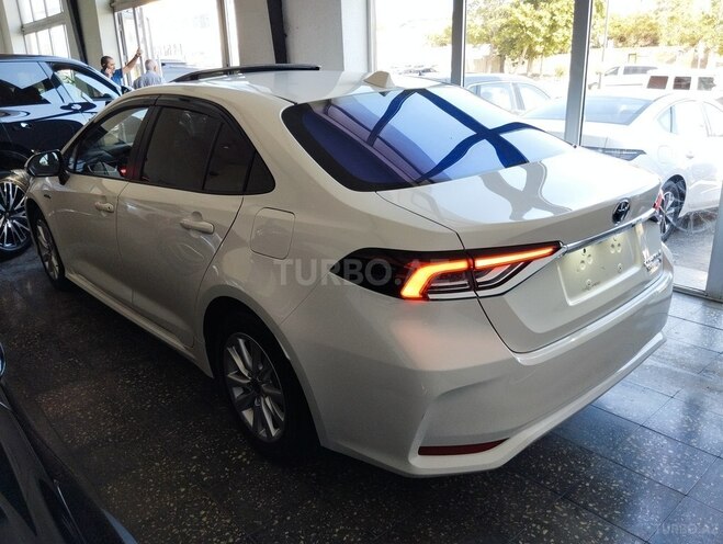 Toyota Corolla 2024, 27,300 km - 1.8 л - Bakı