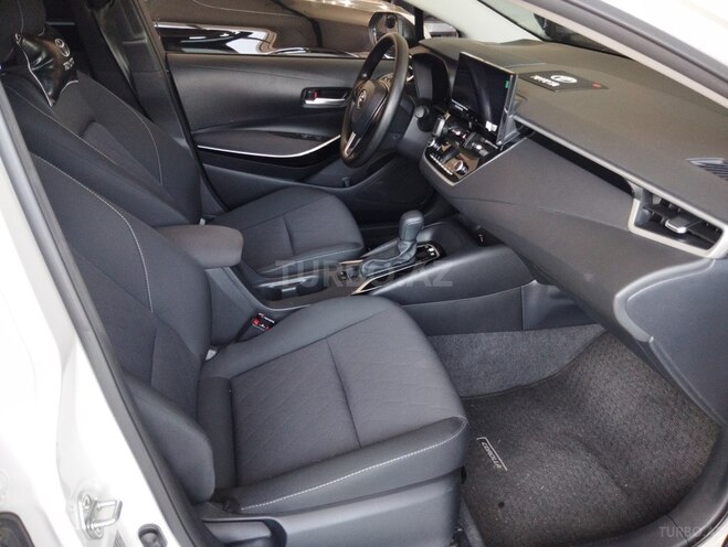 Toyota Corolla 2024, 27,300 km - 1.8 л - Bakı