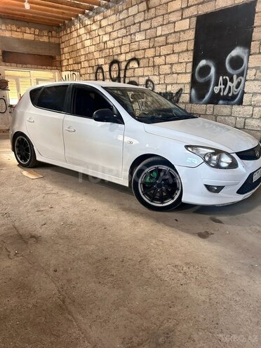 Hyundai i30 2010, 239,667 km - 1.4 л - Bakı
