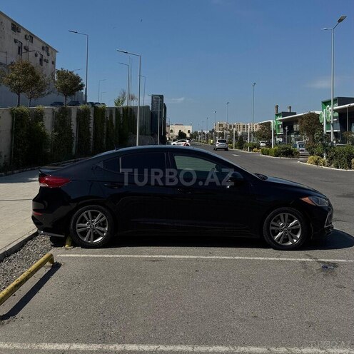 Hyundai Elantra 2018, 157,716 km - 2.0 l - Bakı