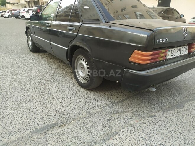 Mercedes 190 1992, 256,320 km - 1.8 л - Bakı