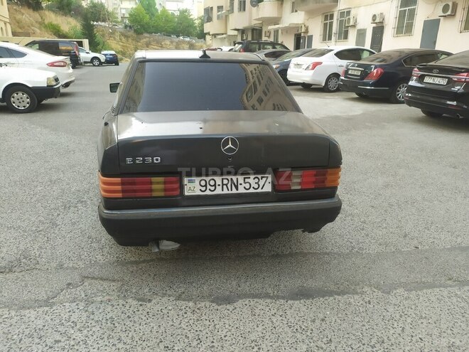 Mercedes 190 1992, 256,320 km - 1.8 л - Bakı