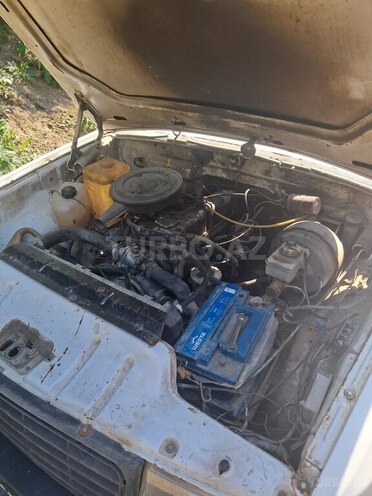 GAZ 3110 1998, 250,000 km - 2.4 l - Qusar