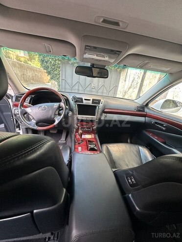 Lexus LS 460 2010, 300,000 km - 4.6 l - Bakı