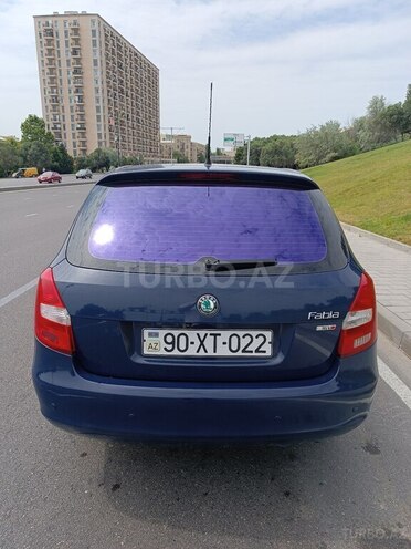 Skoda Fabia 2012, 200,000 km - 1.4 l - Bakı