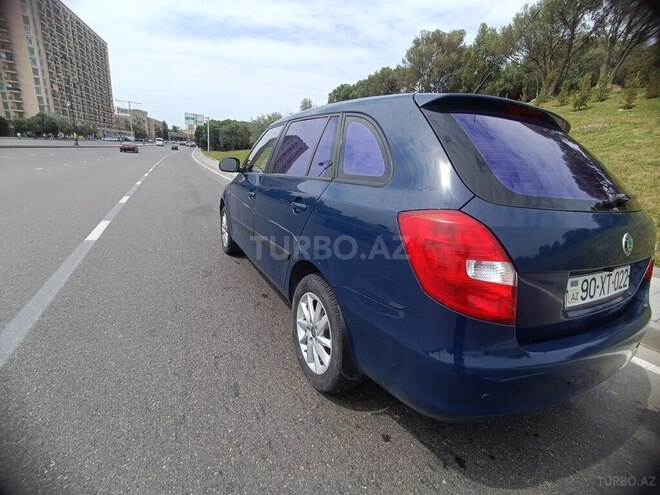 Skoda Fabia 2012, 200,000 km - 1.4 l - Bakı