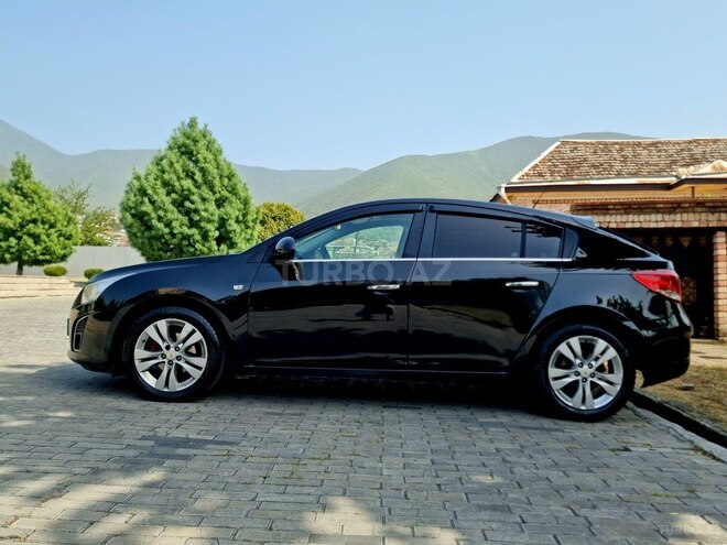 Chevrolet Cruze 2013, 269,000 km - 1.8 l - Şəki