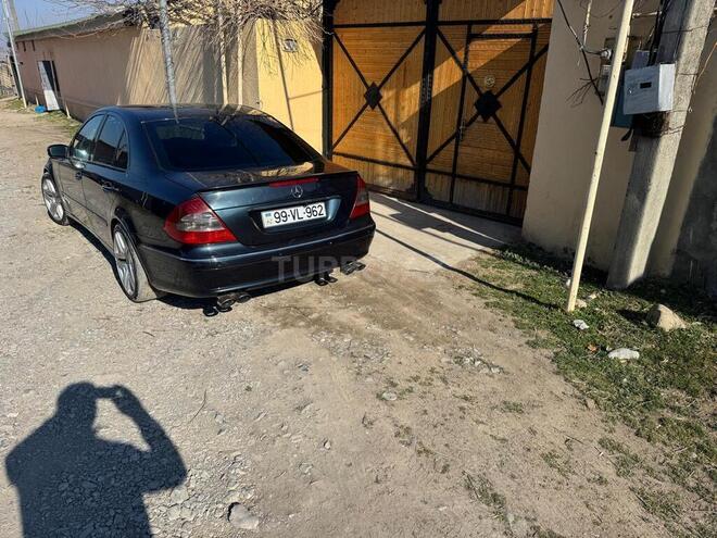 Mercedes E 320 2005, 224,000 km - 3.2 л - Şəki