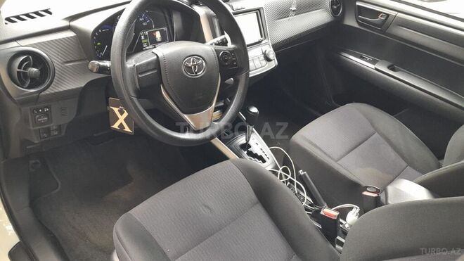 Toyota Corolla Fielder 2019, 175,000 km - 1.5 л - Bakı
