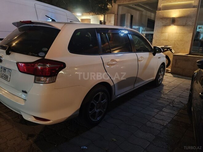 Toyota Corolla Fielder 2019, 175,000 km - 1.5 л - Bakı
