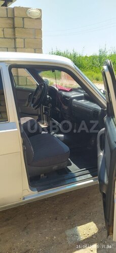 GAZ 31105 2004, 205,058 km - 2.4 l - Salyan