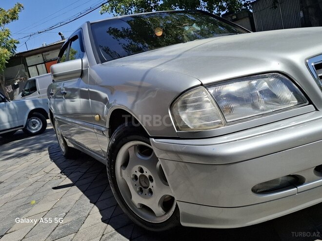 Mercedes C 180 2000, 367,000 km - 1.8 l - Bakı