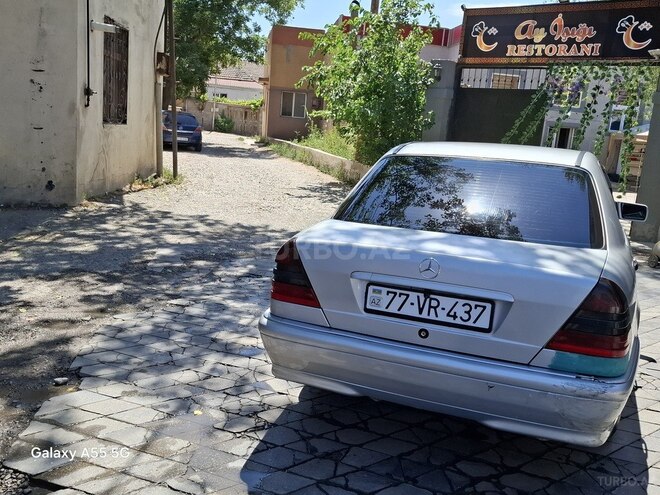 Mercedes C 180 2000, 367,000 km - 1.8 l - Bakı