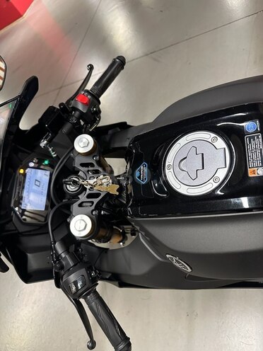 Yamaha R15 V4 2025, 2,000 km - 0.2 l - Gəncə